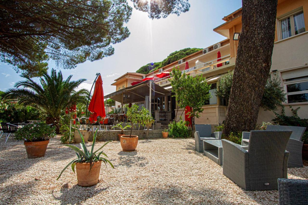 Logis Hotel Restaurant Le Kalliste Hyères Exterior foto